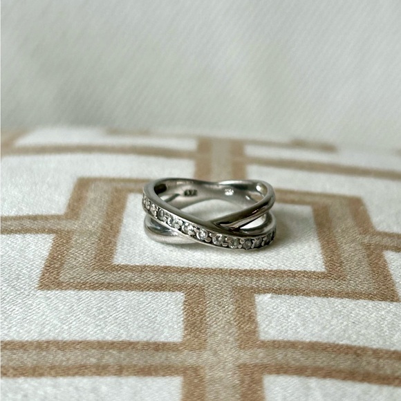 Elegant 925 Silver Pave Crossover Ring - Crisscross Highway Ring - Picture 3 of 4